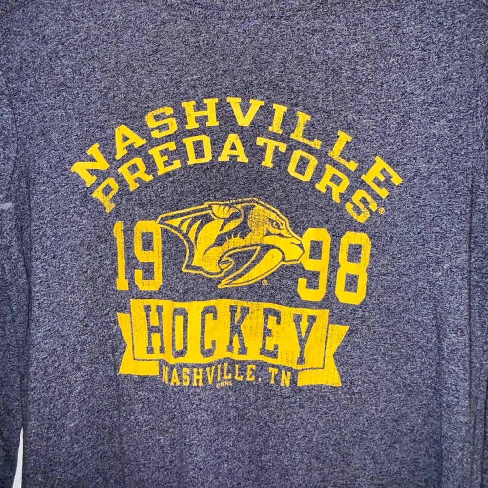 NHL Nashville Predators Long Sleeve Shirt Mens Medium Gray 1998 Hockey Graphic